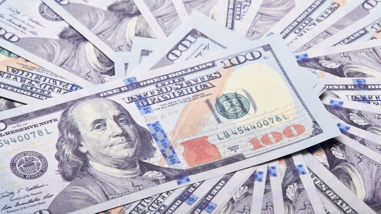 Economic growth and money supply illustration